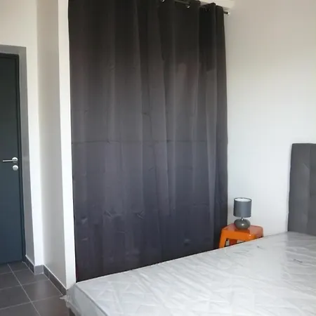 Le Fief De Belmont Médis